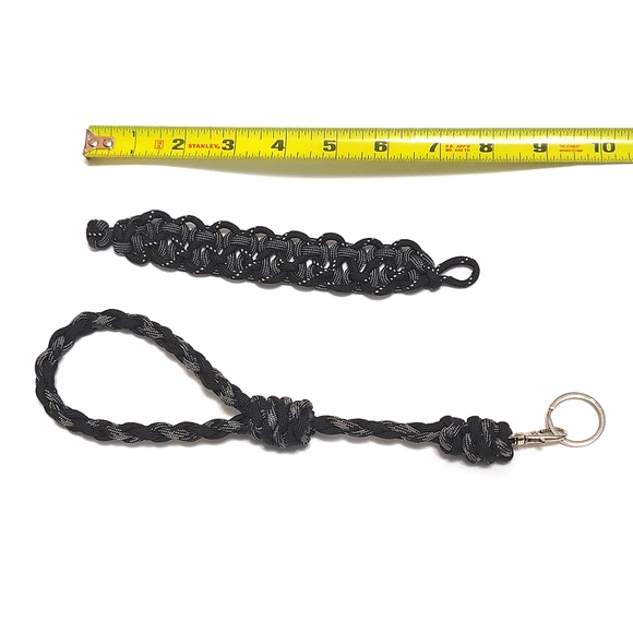 Paracord Wrist Lanyard and Bracelet, Black and Gray - Picture 3 of 4